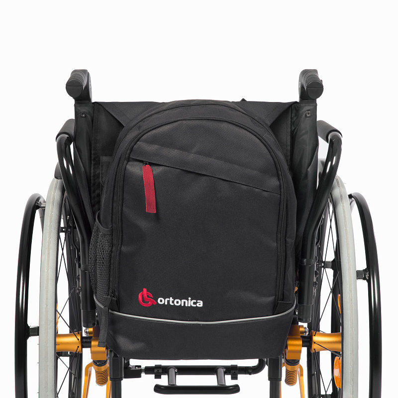 Фирменный рюкзак